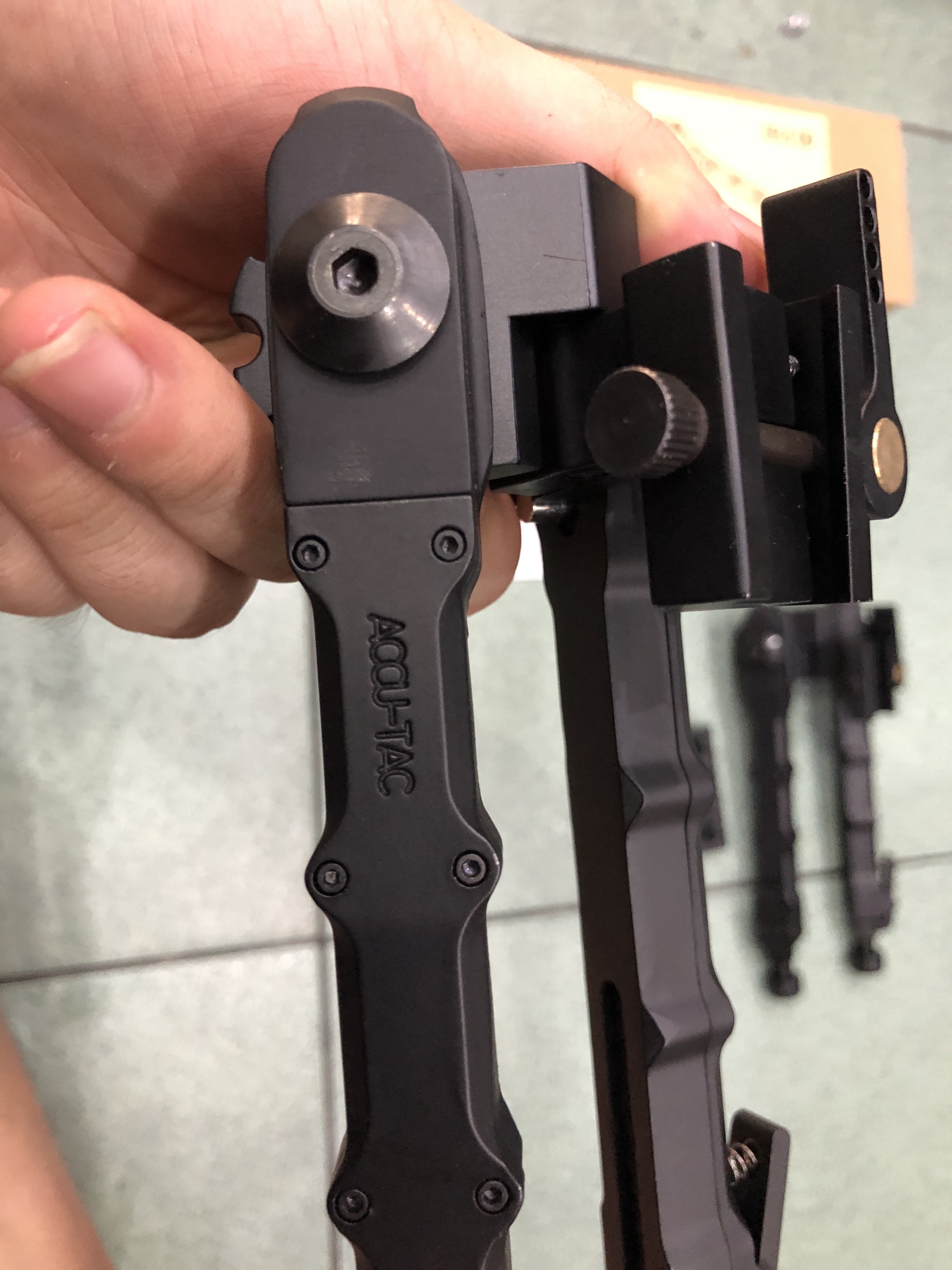 Bipod Tactical Accu-Tac SR-5 QD + Real Picantiny 6 cm - Gambar 2
